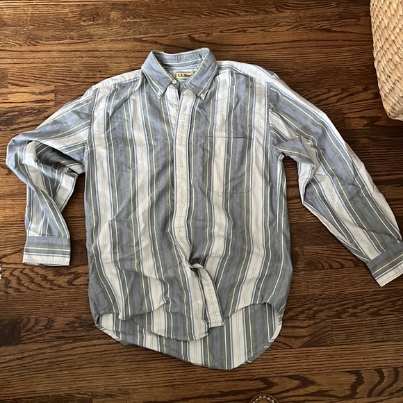 Men’s vintage LL Bean button down - Picture 2 of 3